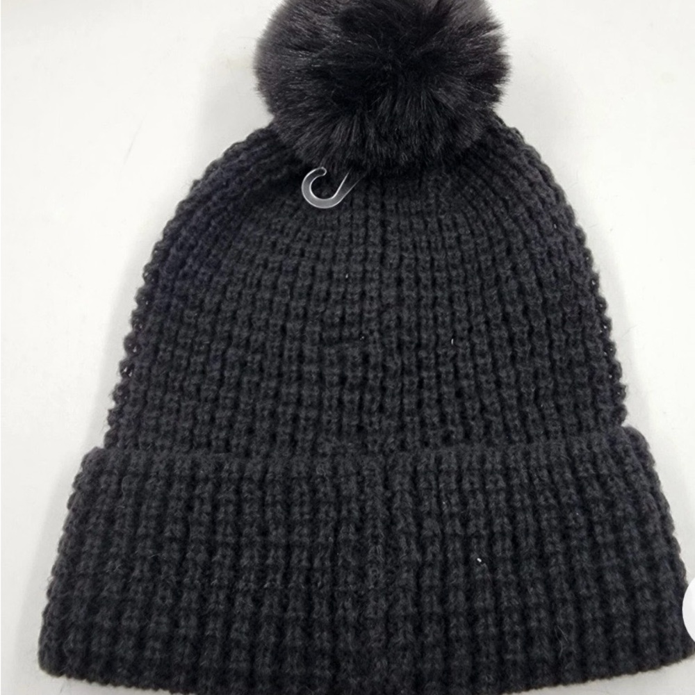 🔥SALE🔥NWT Style & Co. Black Knit Pom-Pom Hat